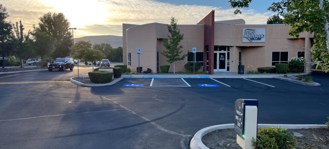 What Are the ADA Accessible Parking Lot Space Requirements?