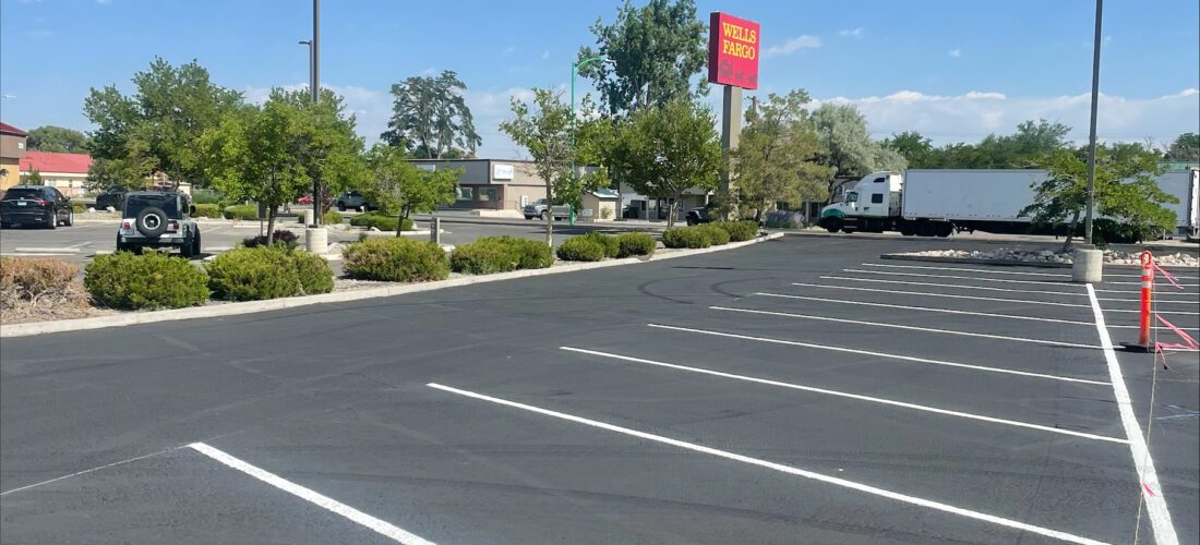 What Reno Businesses Should Know About Asphalt Sealcoating